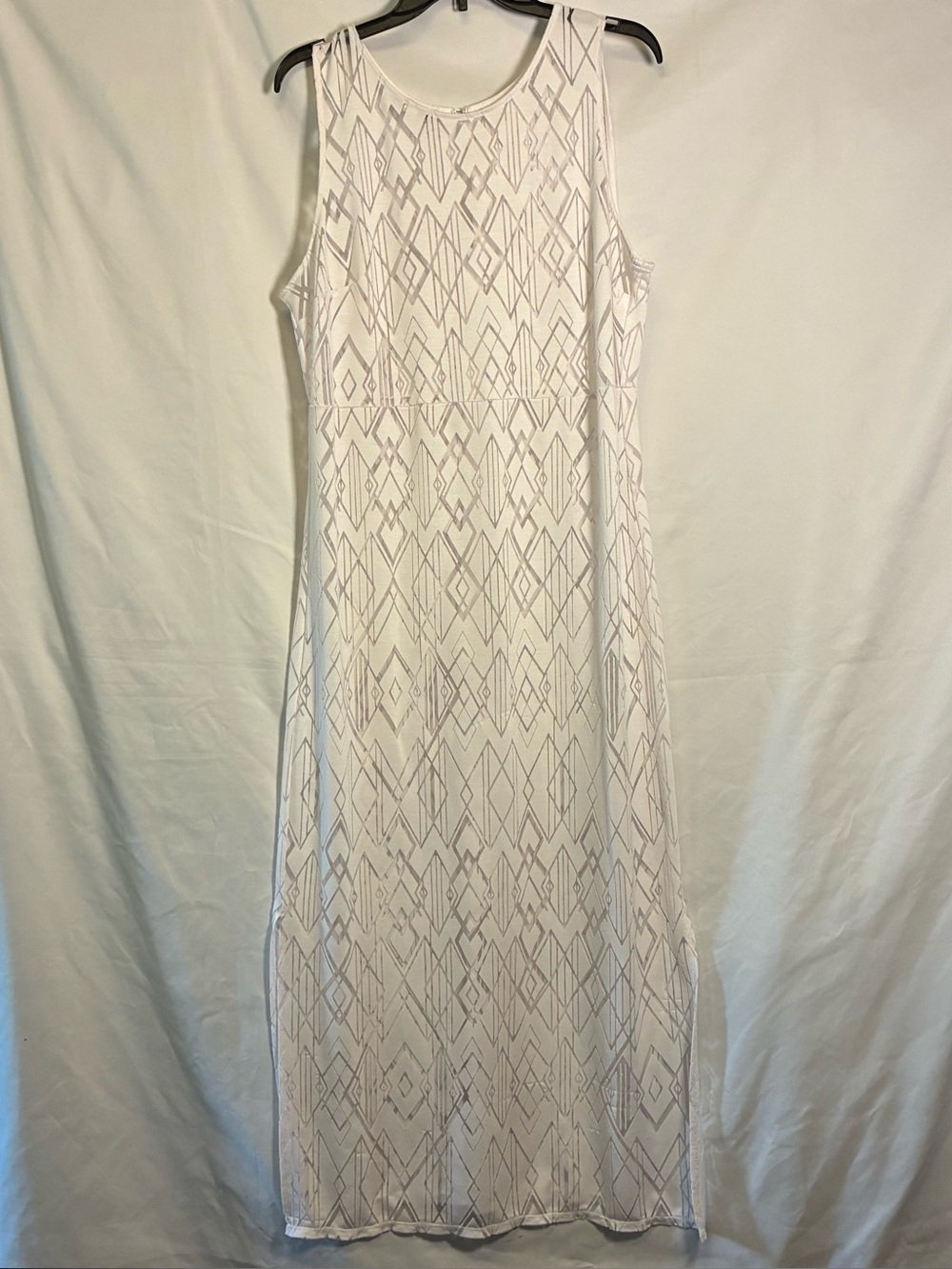 Simply Styled White Bathing Suit Cover-Up with Light Gray Geometric Accents